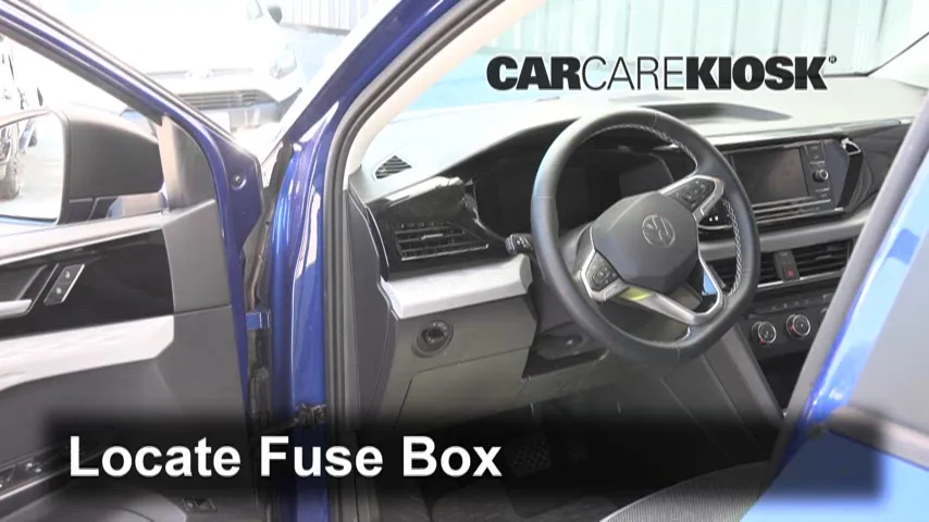 2022 Volkswagen Taos S 1.5L 4 Cyl. Turbo Fusible (interior)